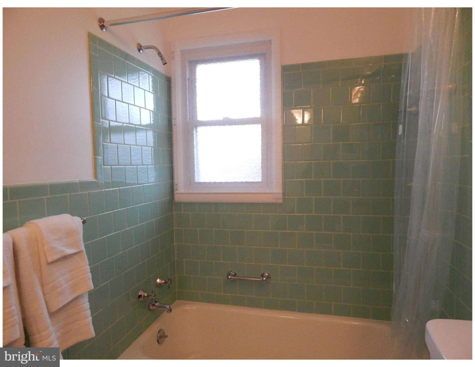 514 Epsom Road Baltimore, MD 21286 - Photo 12 of 30 Bath