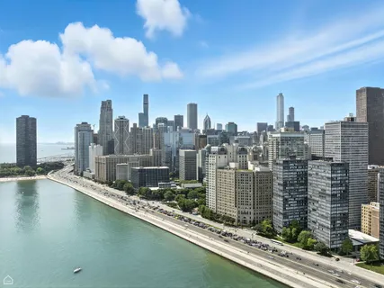 $400,000 | 860 North Lake Shore Drive, Unit 3K, Chicago, IL 60611