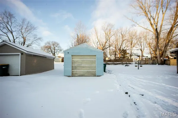 $134,000 | 319 East Schuetz Street, Lebanon, IL 62254