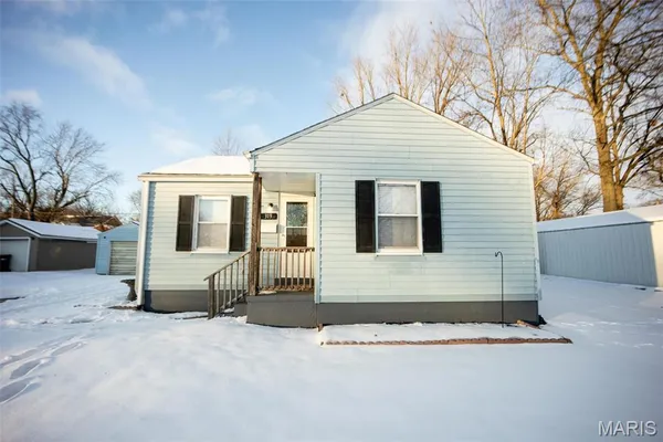 $134,000 | 319 East Schuetz Street, Lebanon, IL 62254