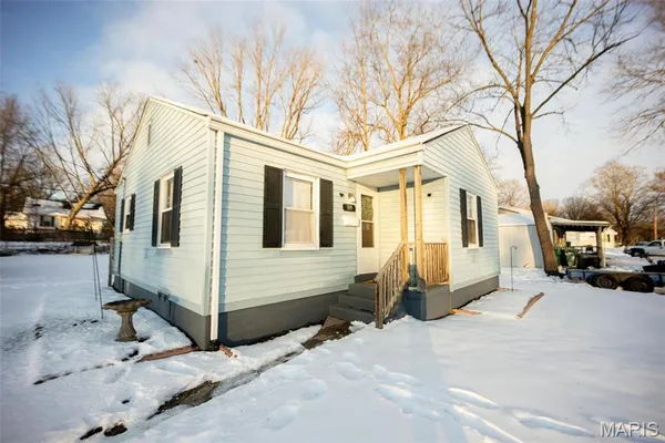 $134,000 | 319 East Schuetz Street, Lebanon, IL 62254
