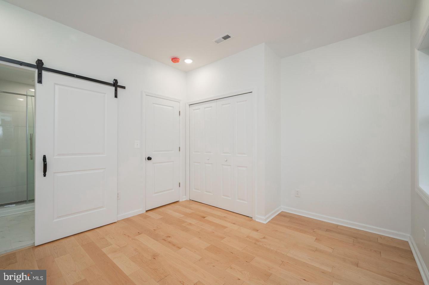 2802 Agate Street Philadelphia, PA 19134 - Photo 15 of 18