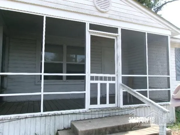 $1,085 | 324 Chaseville Street, Pensacola, FL 32507