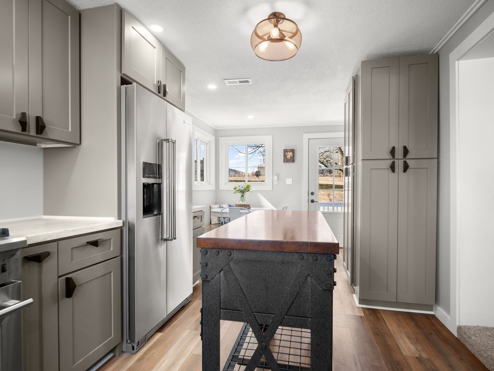 208 South Mulberry Road North Webster, IN 46555 - Photo 12 of 36