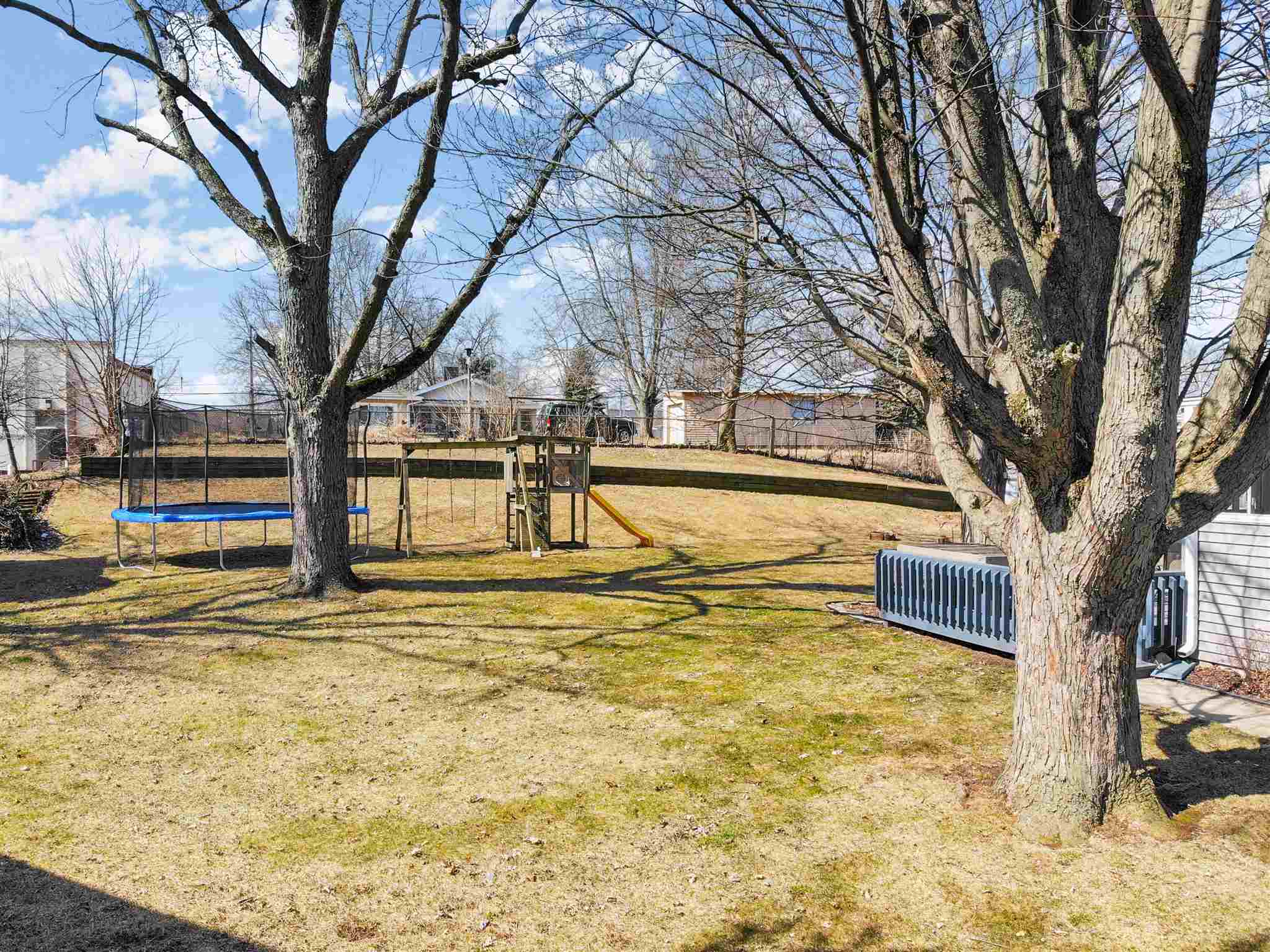 208 South Mulberry Road North Webster, IN 46555 - Photo 33 of 36