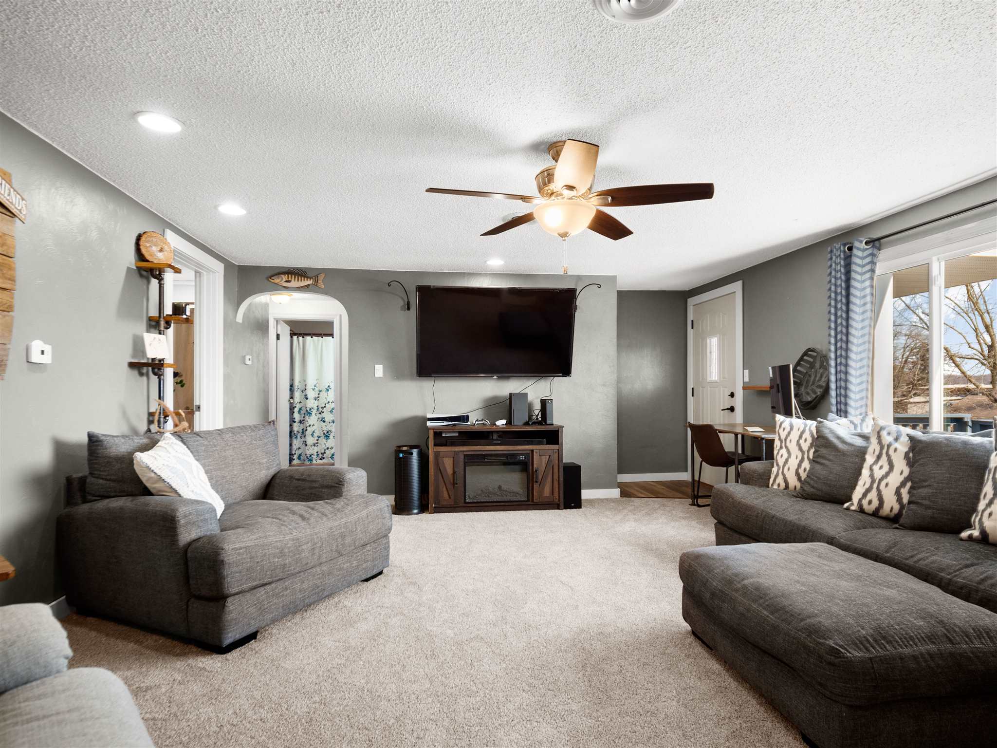 208 South Mulberry Road North Webster, IN 46555 - Photo 5 of 36