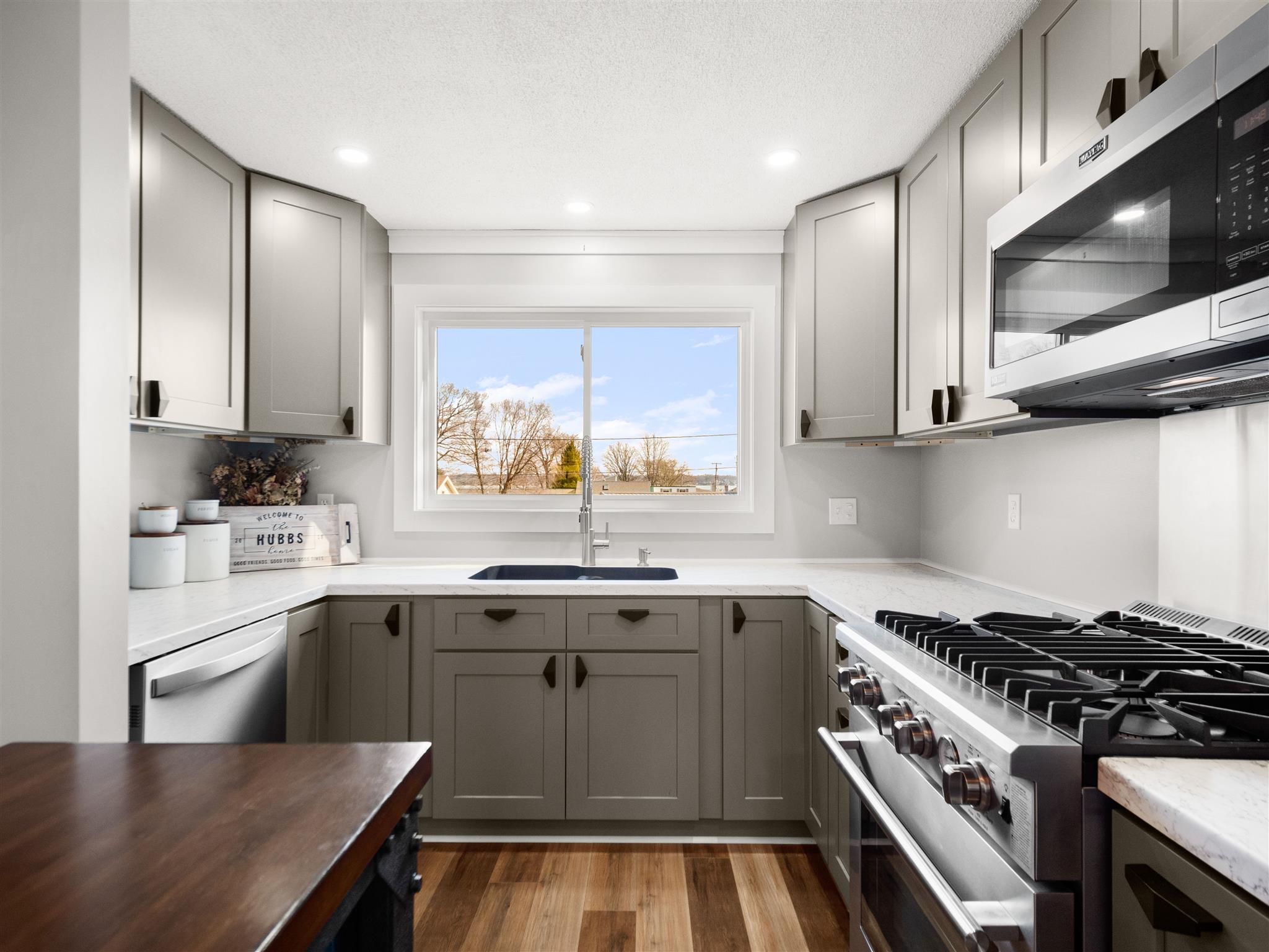 208 South Mulberry Road North Webster, IN 46555 - Photo 9 of 36