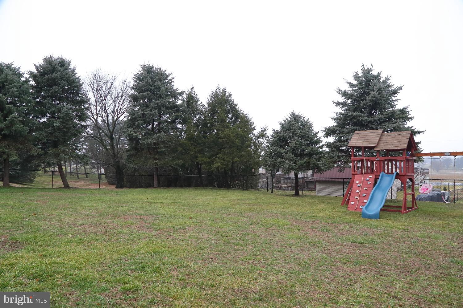 631 Ridgeview Road South Elizabethtown, PA 17022 - Photo 38 of 38 Yard