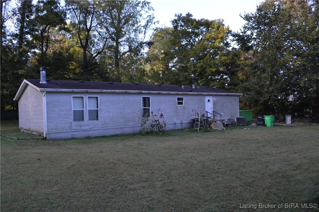2242 Zoar Church Road Northeast Corydon, IN 47112 - Photo 4 of 6 Gallery Image 4