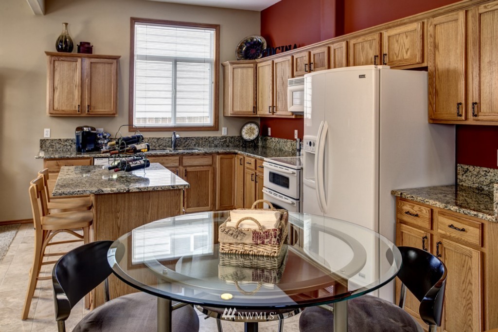1324 237th Place Southwest Bothell, WA 98021 - Photo 4 of 15