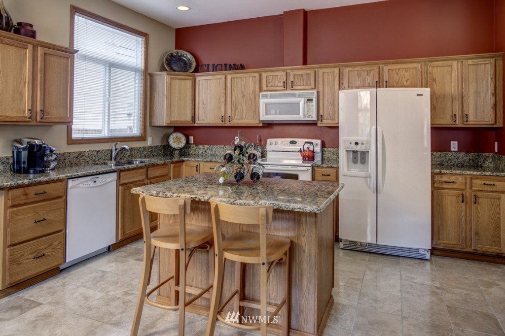 1324 237th Place Southwest Bothell, WA 98021 - Photo 5 of 15