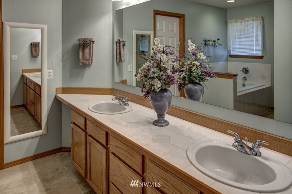 1324 237th Place Southwest Bothell, WA 98021 - Photo 9 of 15