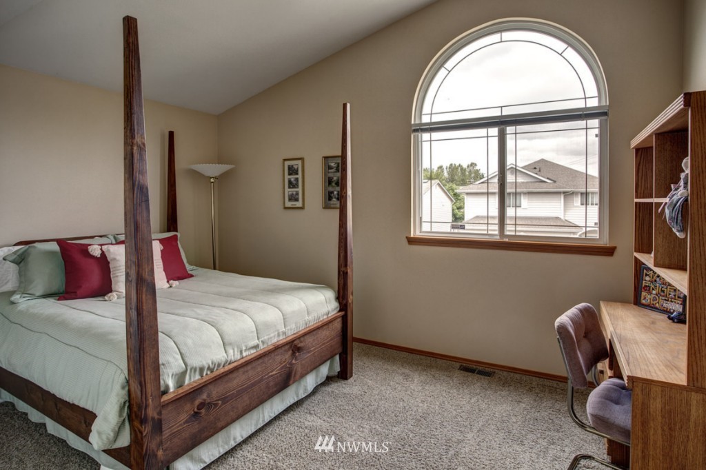 1324 237th Place Southwest Bothell, WA 98021 - Photo 10 of 15