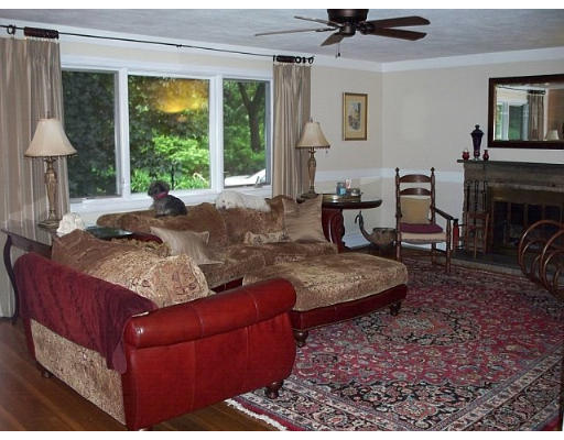 79 Stonebridge Road Wayland, MA 01778 - Photo 2 of 9