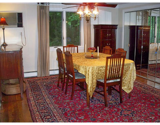 79 Stonebridge Road Wayland, MA 01778 - Photo 4 of 9