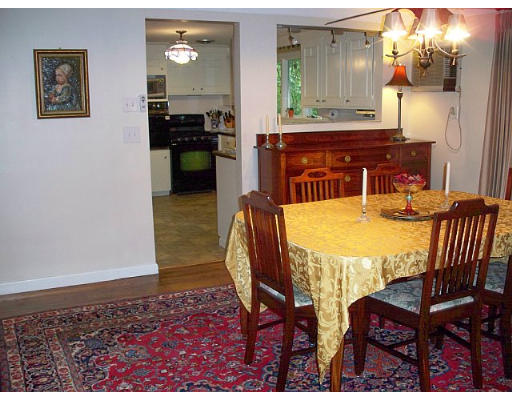 79 Stonebridge Road Wayland, MA 01778 - Photo 5 of 9