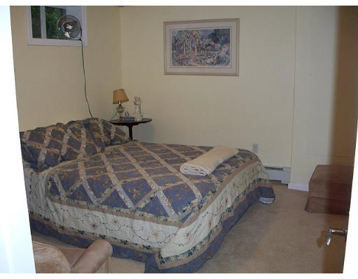 79 Stonebridge Road Wayland, MA 01778 - Photo 8 of 9