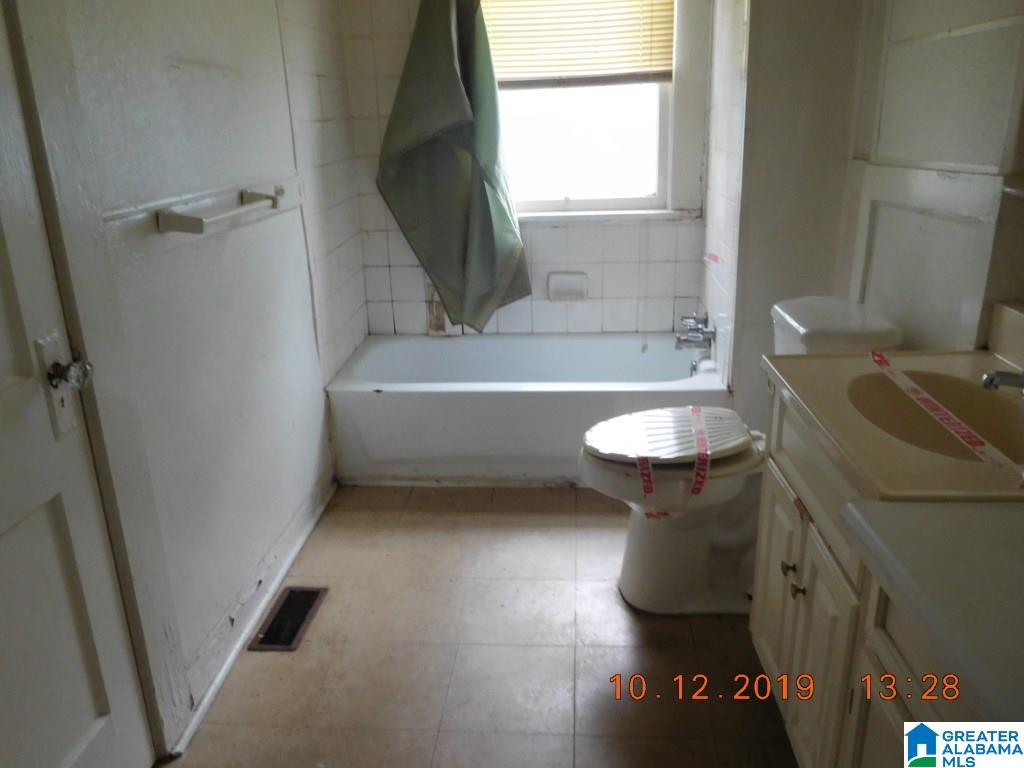 4628 Avenue R Birmingham, AL 35208 - Photo 15 of 24