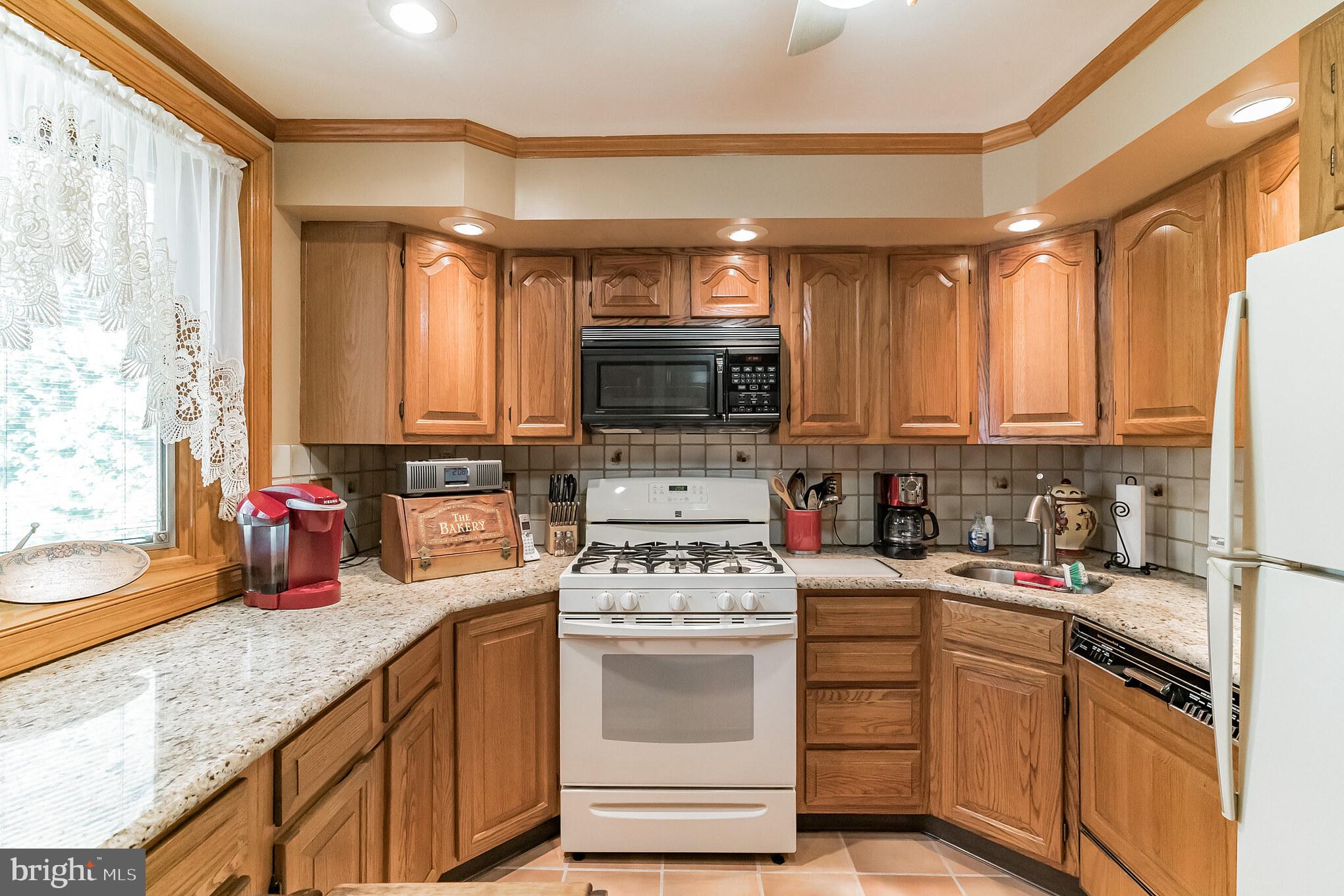 462 Northcroft Road Springfield, PA 19064 - Photo 18 of 37