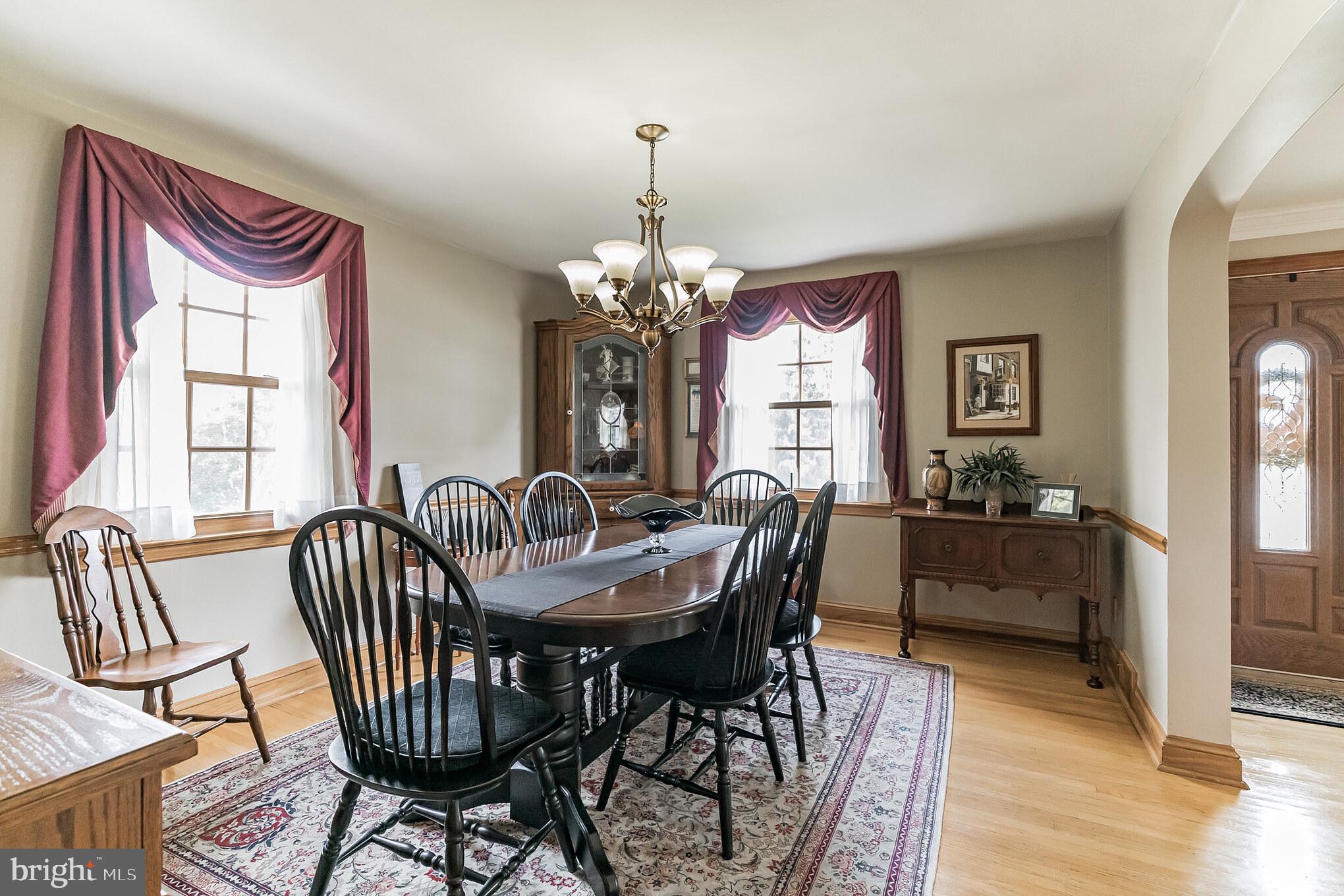 462 Northcroft Road Springfield, PA 19064 - Photo 10 of 37 Dining Room