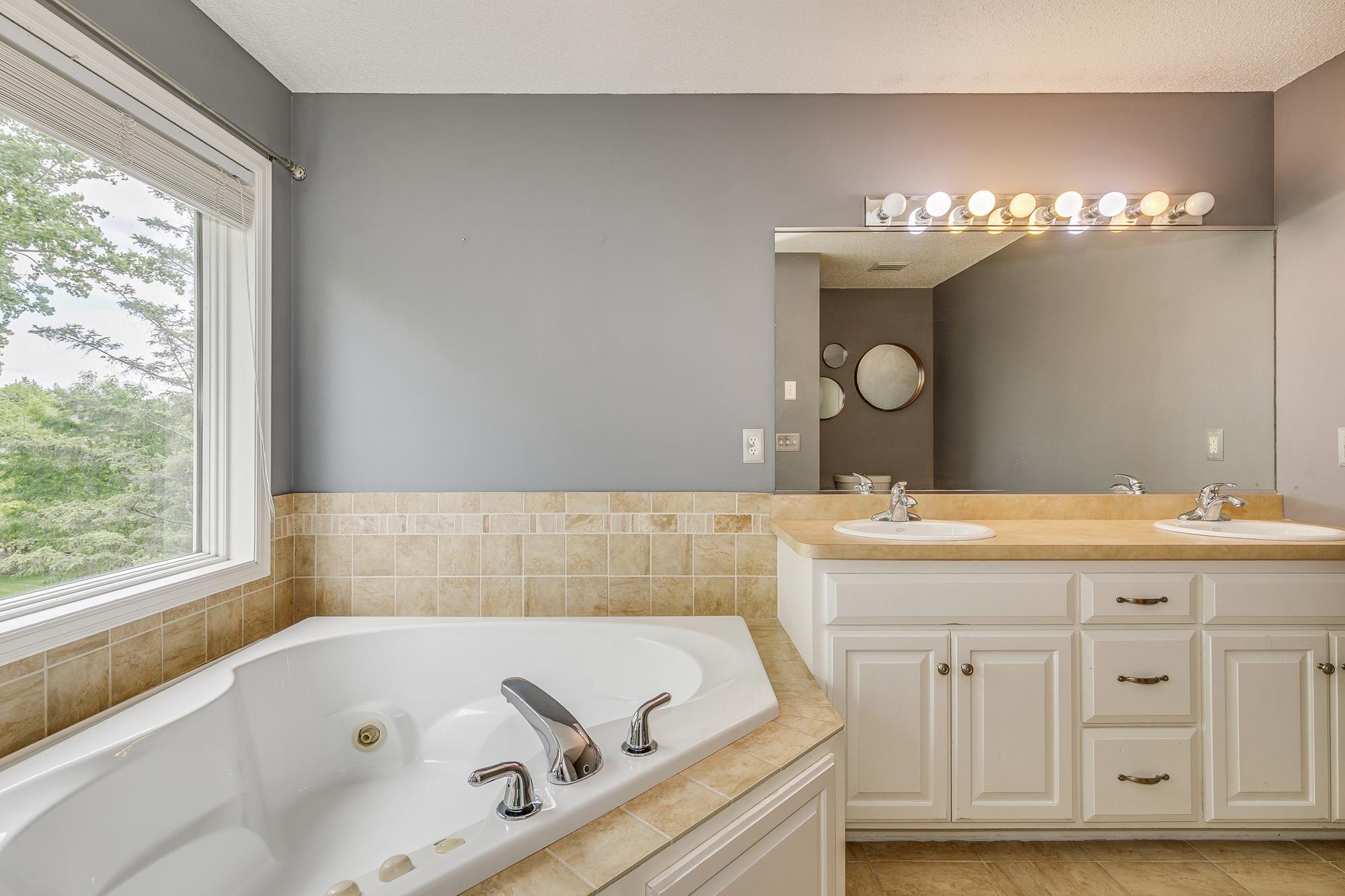 1469 Sherman Lake Road Lino Lakes, MN 55038 - Photo 18 of 35