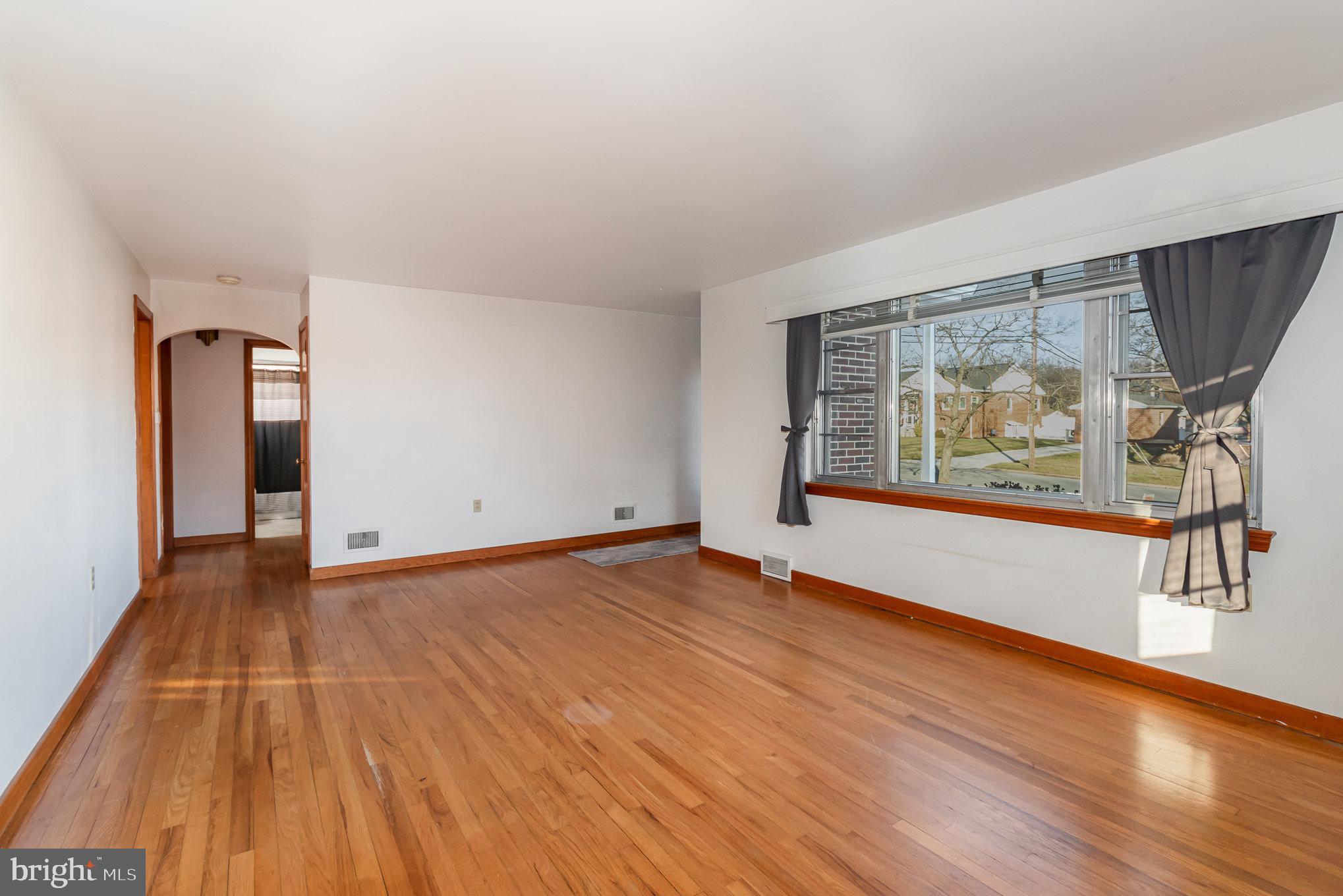 644 Lenker Road Harrisburg, PA 17111 - Photo 6 of 29 Gallery Image 6