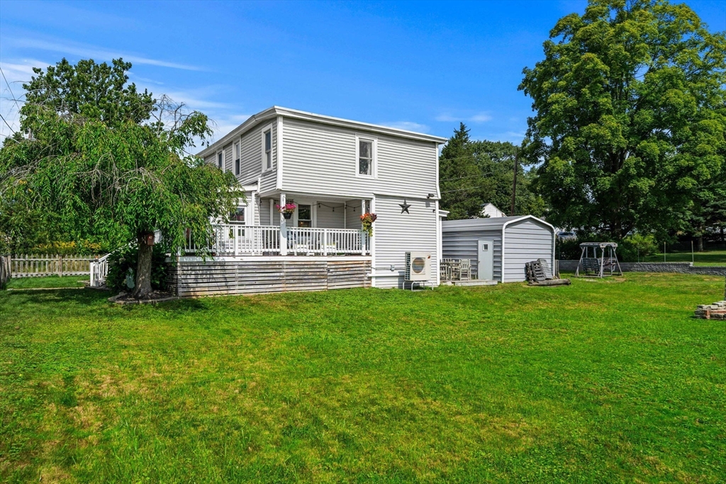22 Loring Road Methuen, MA 01844 - Photo 4 of 35 Gallery Image 4