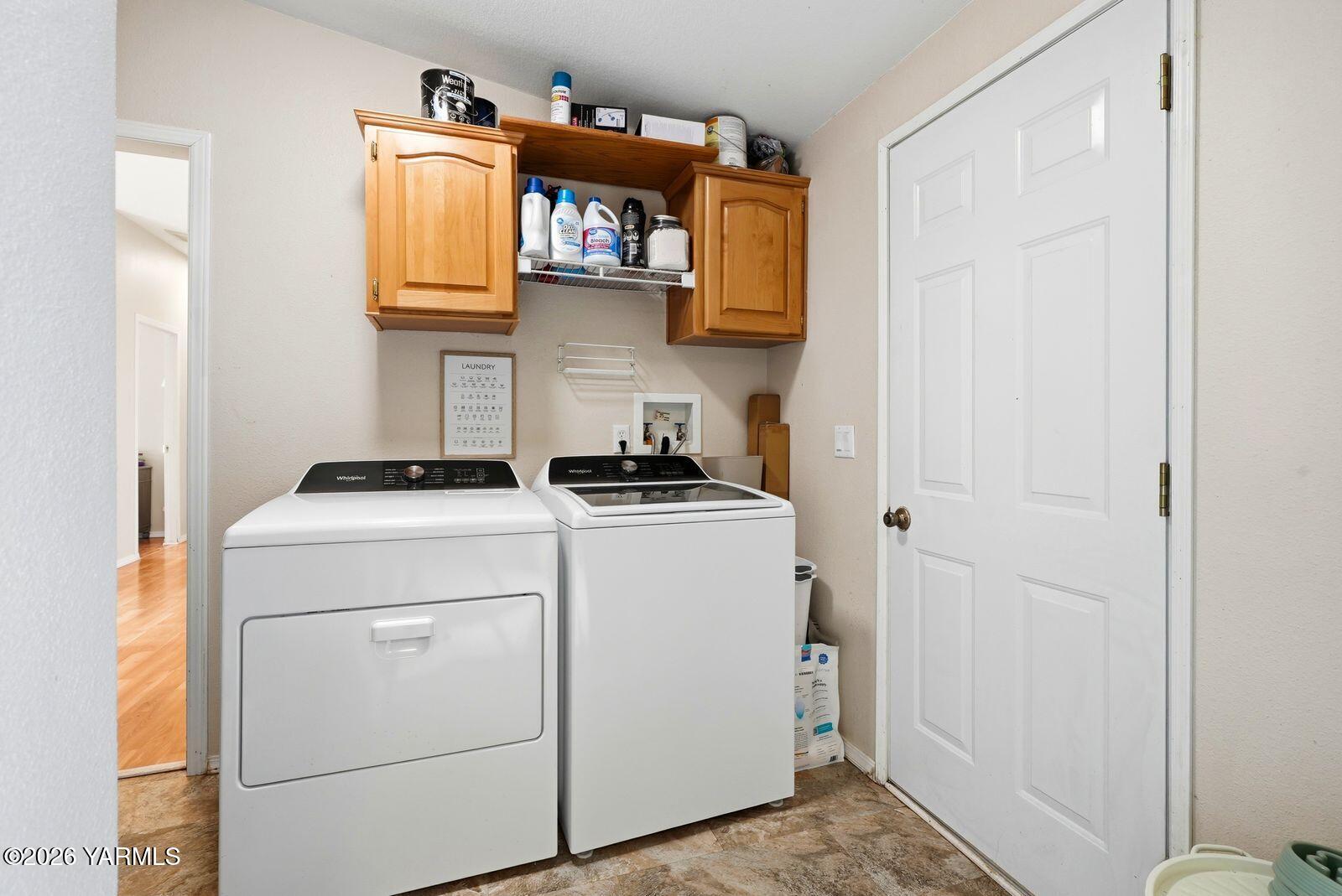 1850 Buffalo Road Selah, WA 98942 - Photo 18 of 44 Laundry Room