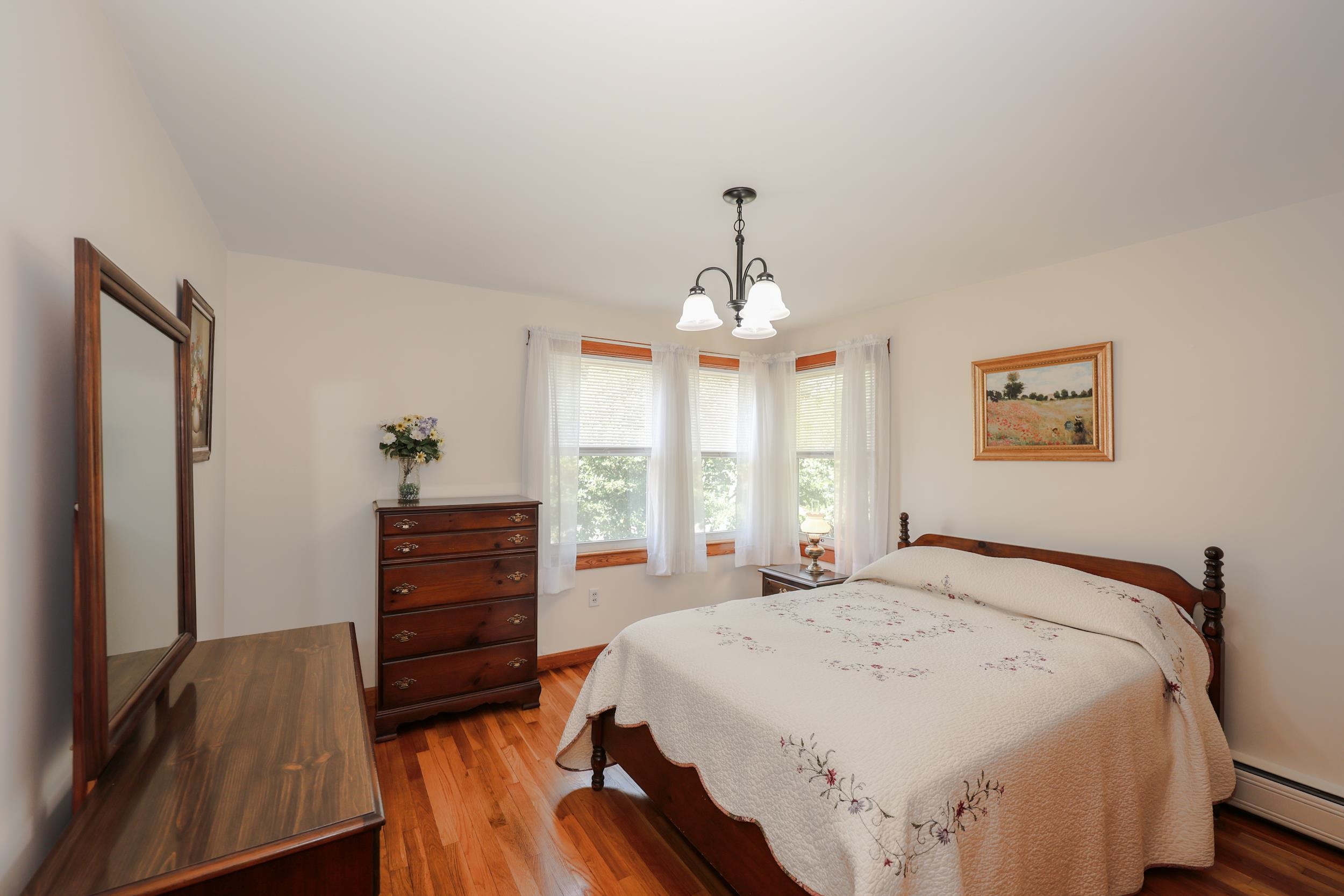 68 Robinson Road Nashua, NH 03060 - Photo 39 of 54