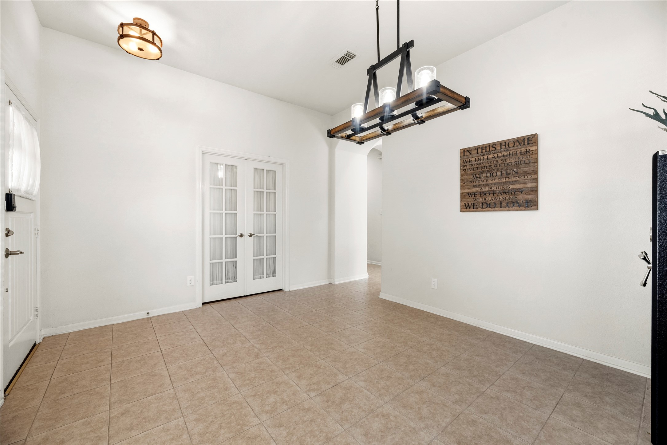 5727 Valley Scene Way Spring, TX 77379 - Photo 10 of 37