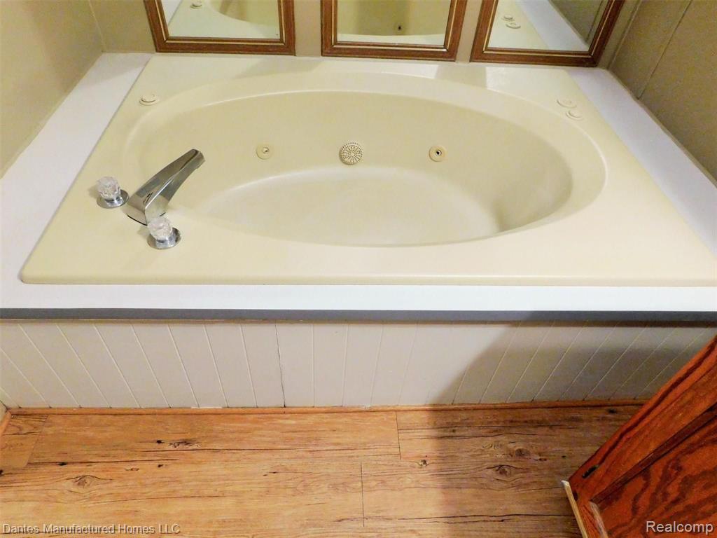 2500 Mann Road Clarkston, MI 48346 - Photo 35 of 37