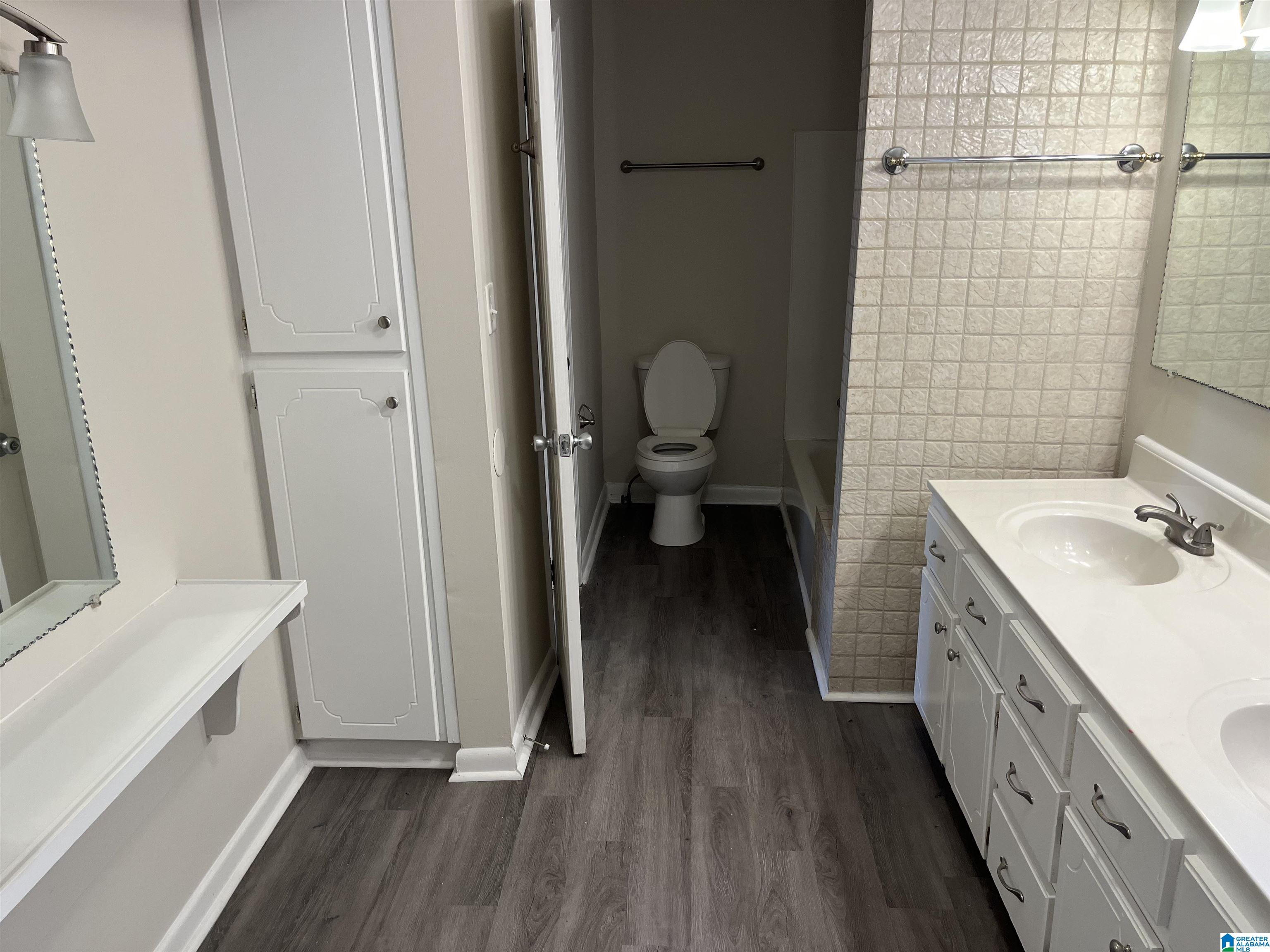 3225 Wenonah Road Southwest Birmingham, AL 35211 - Photo 10 of 34