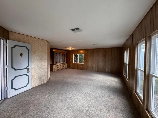 a view of a storage & utility room