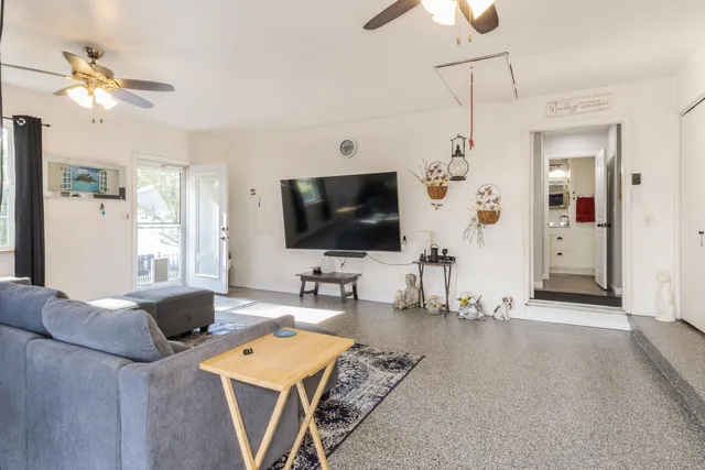 $250,000 | 502 West Jeffery Street, Cullom, IL 60929