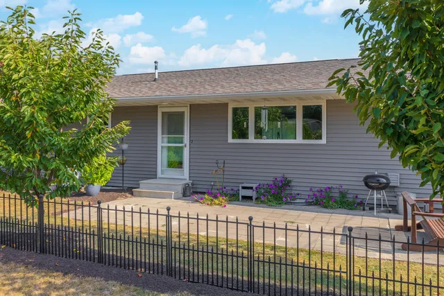 $250,000 | 502 West Jeffery Street, Cullom, IL 60929