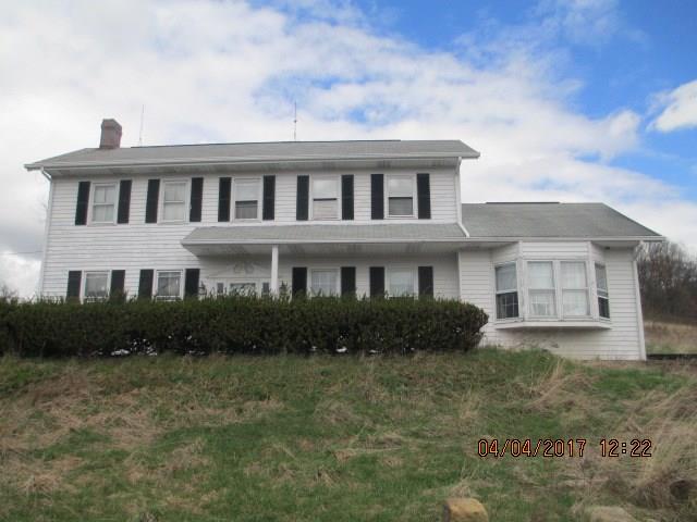185 Leslie Road Valencia, PA 16059 - Photo 1 of 7 front