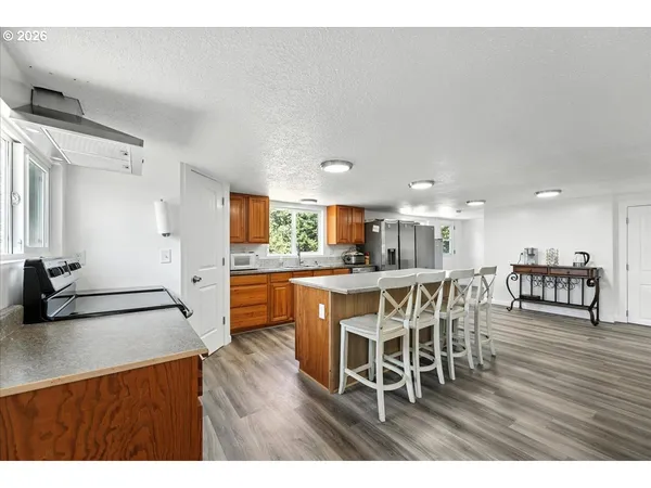 $610,000 | 34155 Southeast Moss Hill Road, Estacada, OR 97023