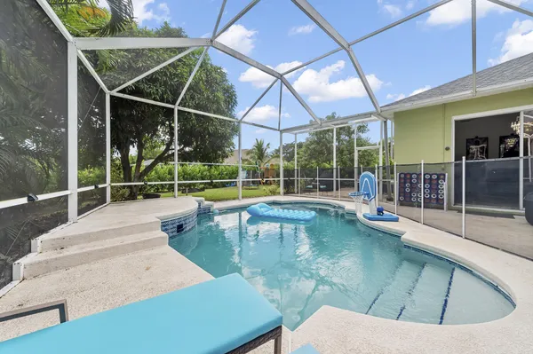 $3,500 | 3183 Southwest Ann Arbor Road, Port St. Lucie, FL 34953