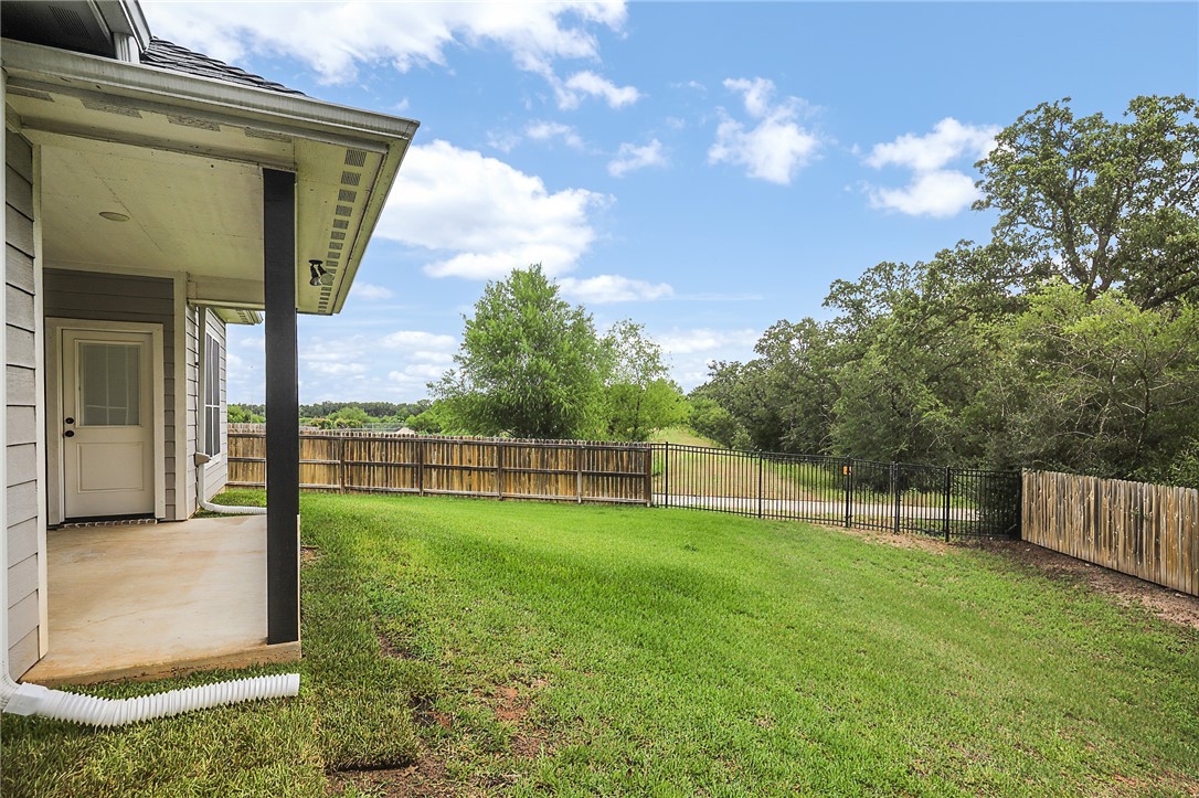 2135 Mountain Wind Loop Bryan, TX 77807 - Photo 28 of 36