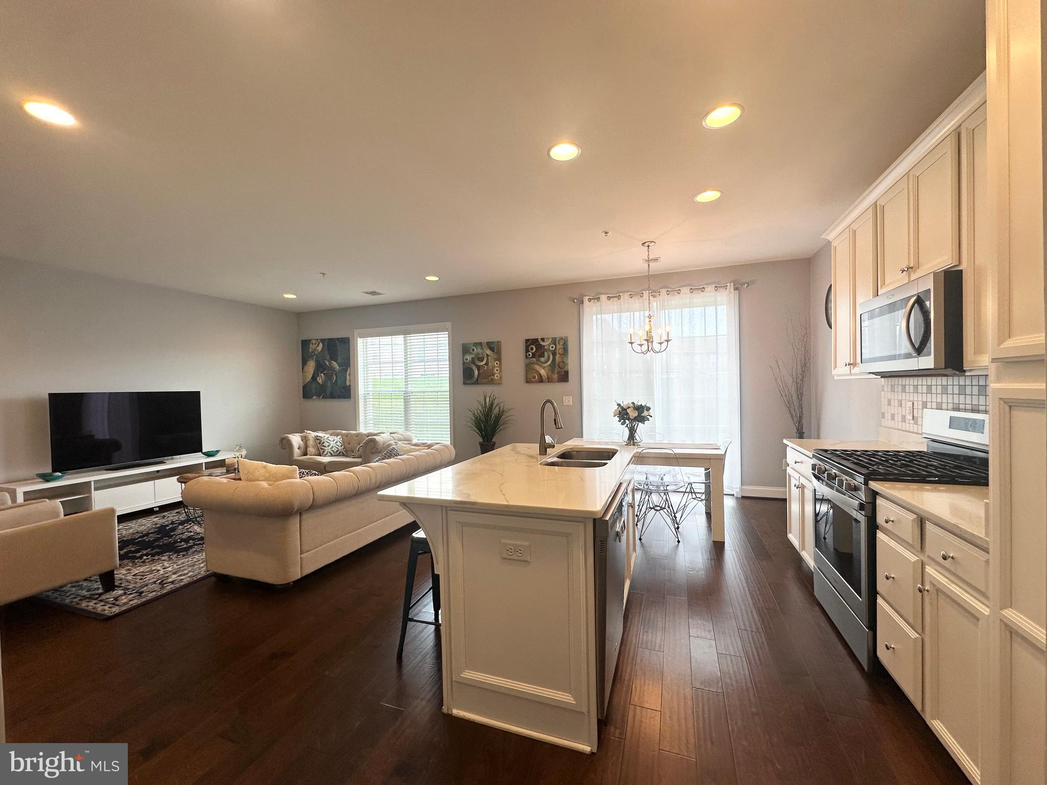 659 Stoverdale Road Hummelstown, PA 17036 - Photo 4 of 23 Gallery Image 4
