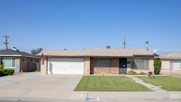 $300,000 | Undisclosed Address, Bakersfield, CA 93304
