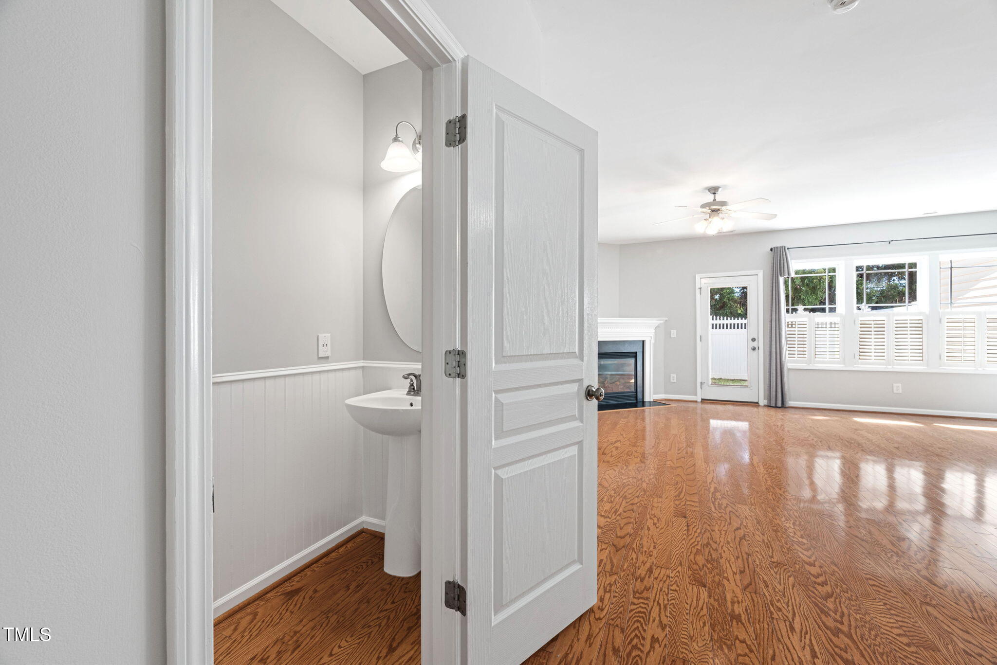 2609 Asher View Court Raleigh, NC 27606 - Photo 13 of 36 17-web-or-mls-2609-asher-view-ct