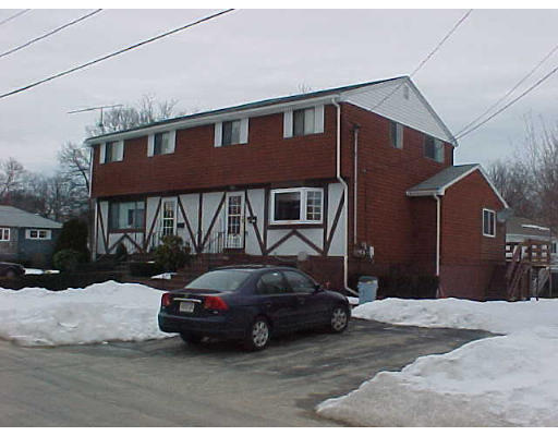 57 Raechel Road, Unit 57 57 Randolph, MA 02368 - Photo 2 of 3