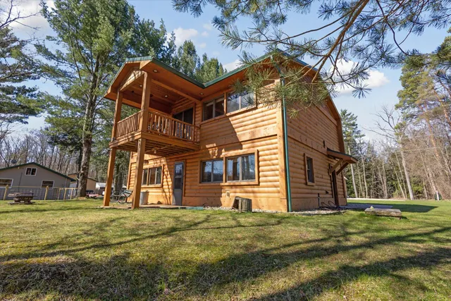 $594,000 | 7952 Main Street, Newaygo, MI 49337