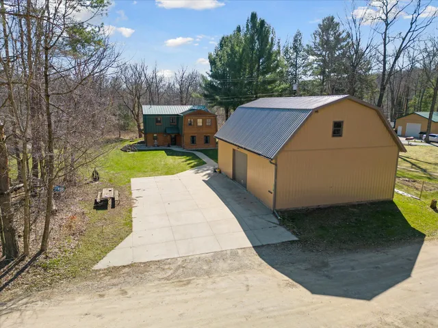 $594,000 | 7952 Main Street, Newaygo, MI 49337