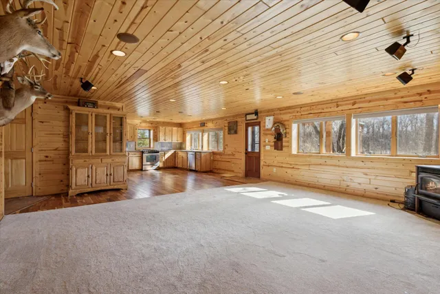 $594,000 | 7952 Main Street, Newaygo, MI 49337