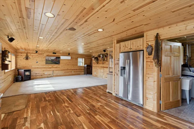 $594,000 | 7952 Main Street, Newaygo, MI 49337