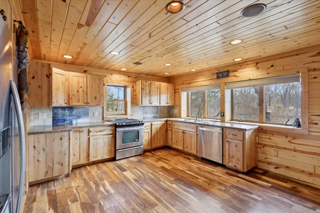 $594,000 | 7952 Main Street, Newaygo, MI 49337