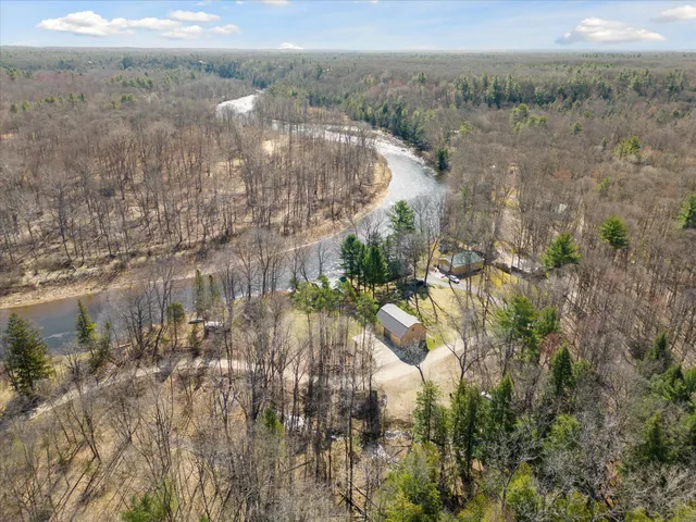 $594,000 | 7952 Main Street, Newaygo, MI 49337