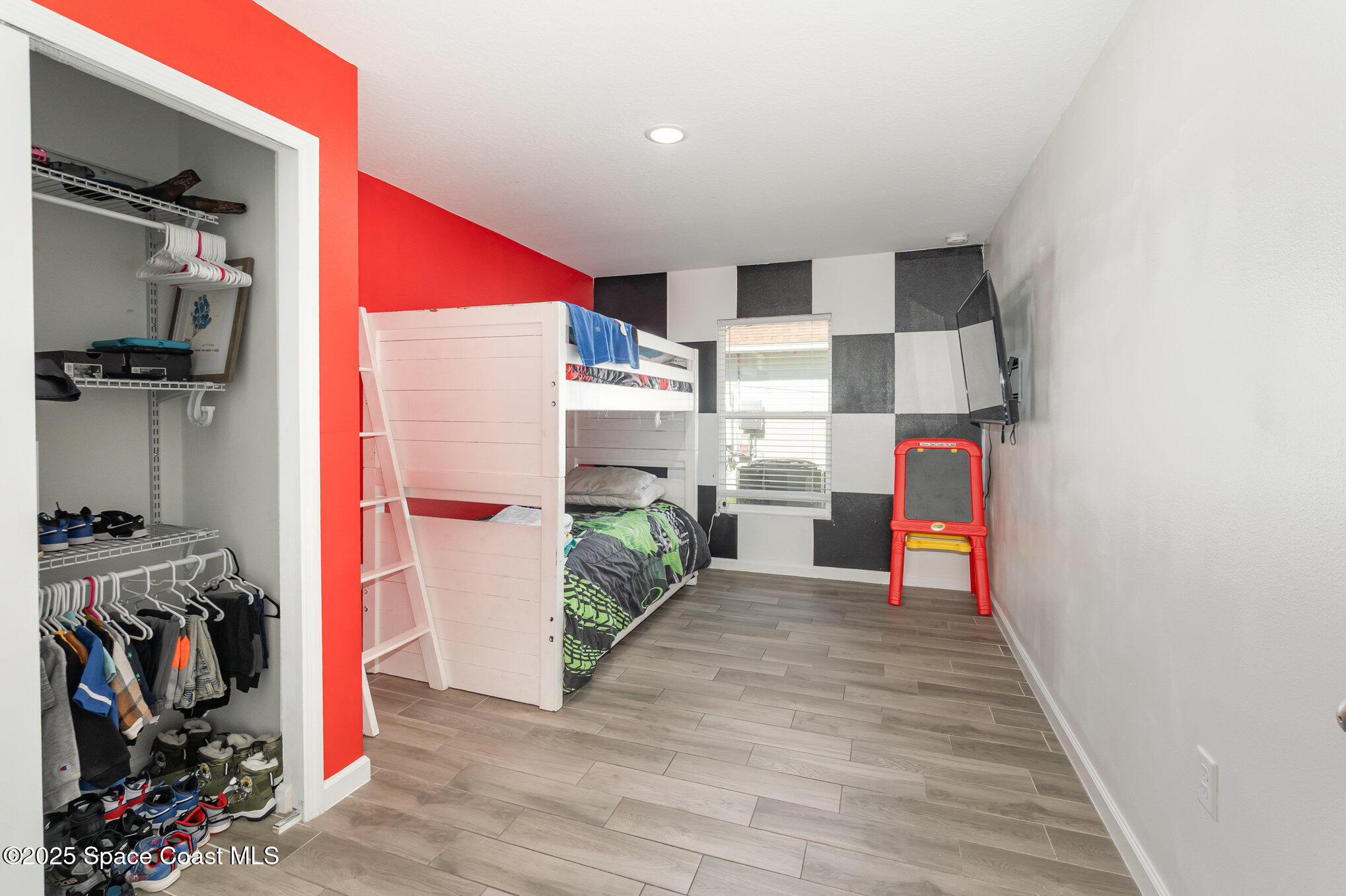 1534 Pine Street Orlando, FL 32824 - Photo 14 of 28 a view of a room with gym equipment